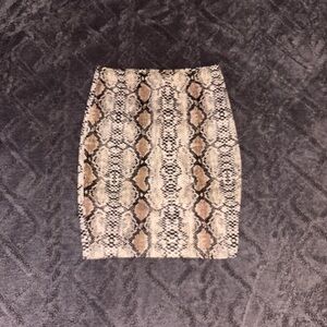 Women’s SHEIN Snakeskin Bodycon Mini Skirt
